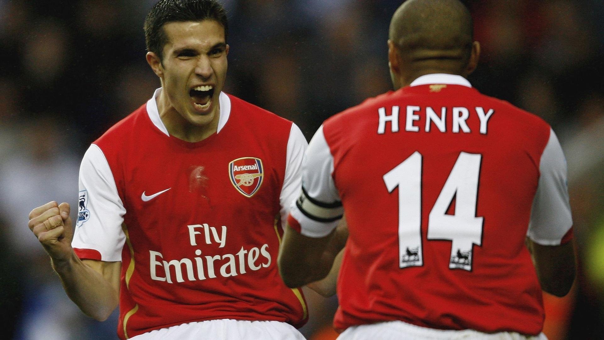 利物浦锋线组合默契十足,火力十足,利物浦边锋